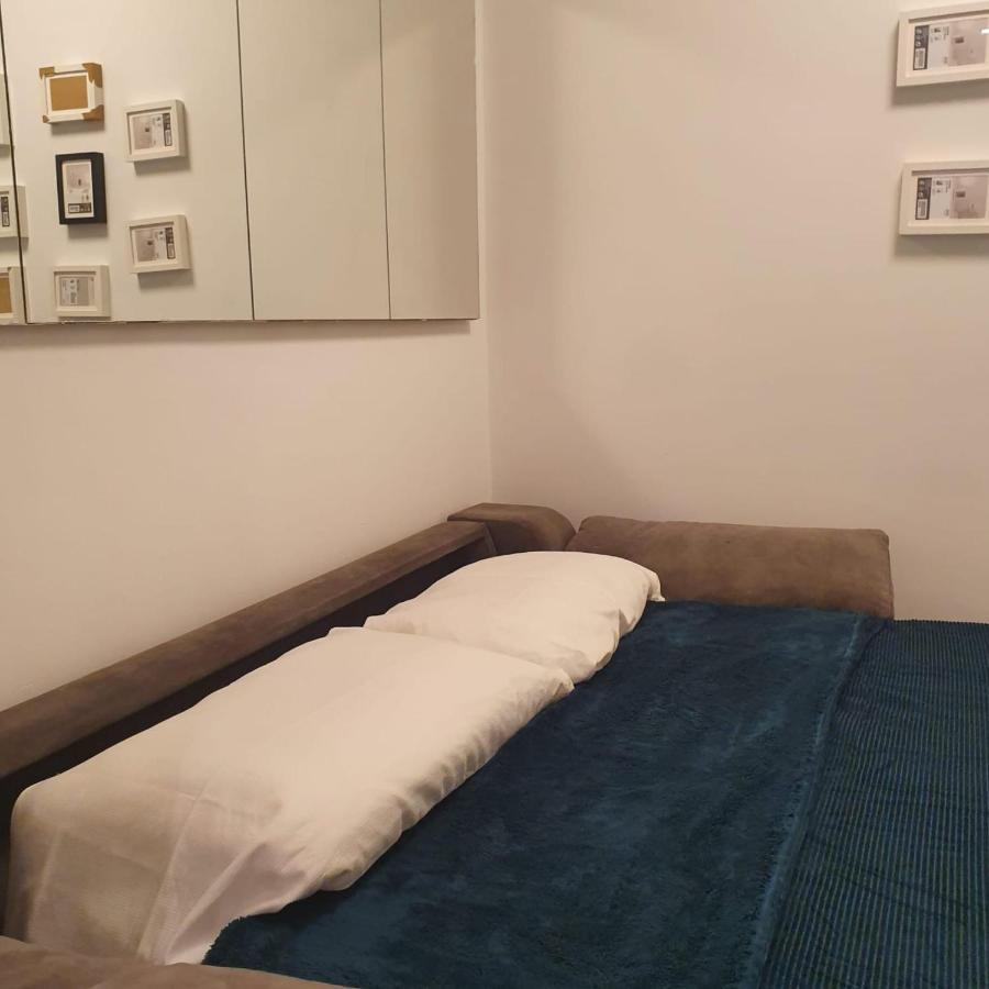 Studio Or Rooms With Private Bathroom Or Rooms With Shared Bathroom Barcelona Kültér fotó