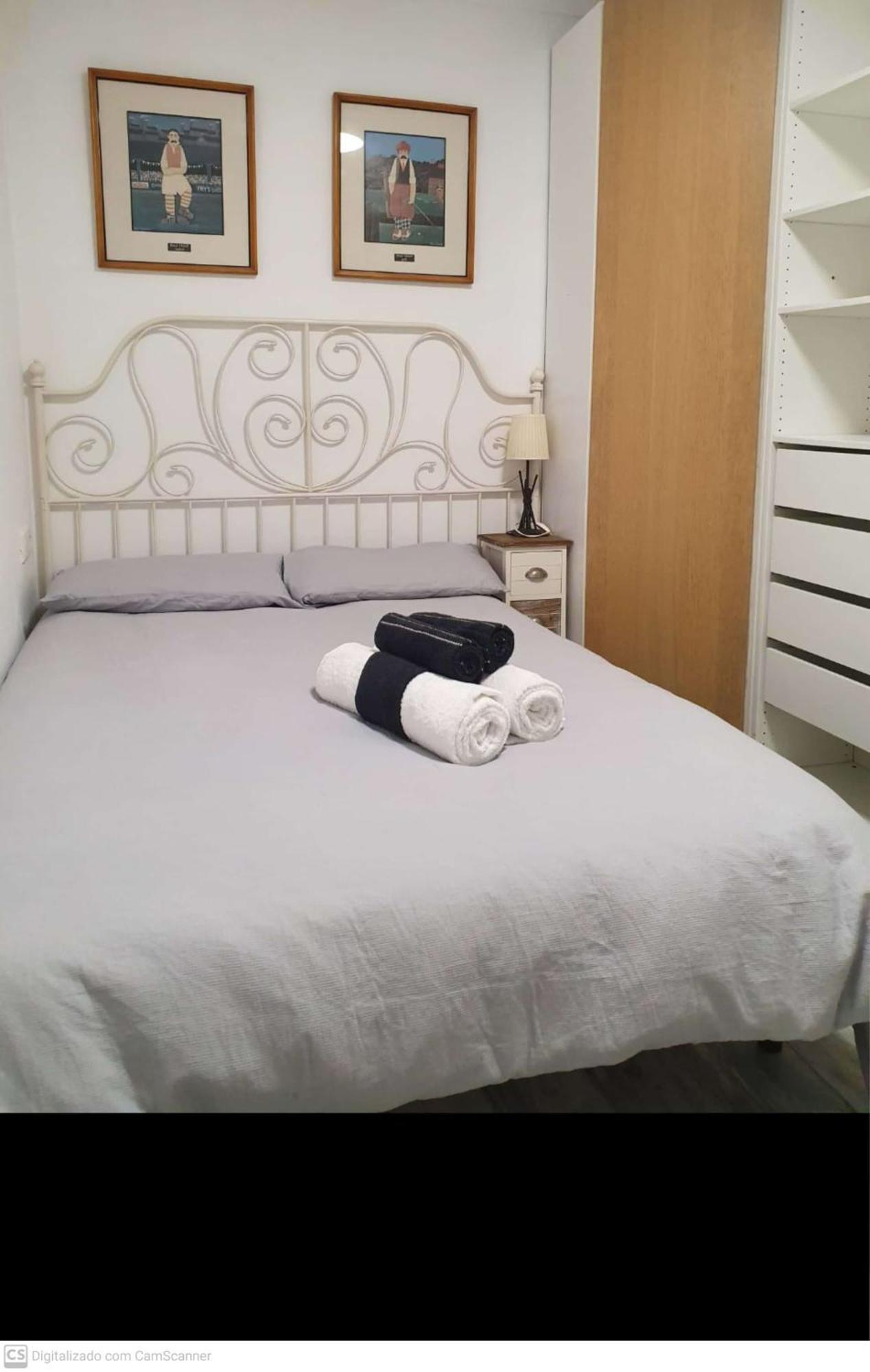 Studio Or Rooms With Private Bathroom Or Rooms With Shared Bathroom Barcelona Kültér fotó
