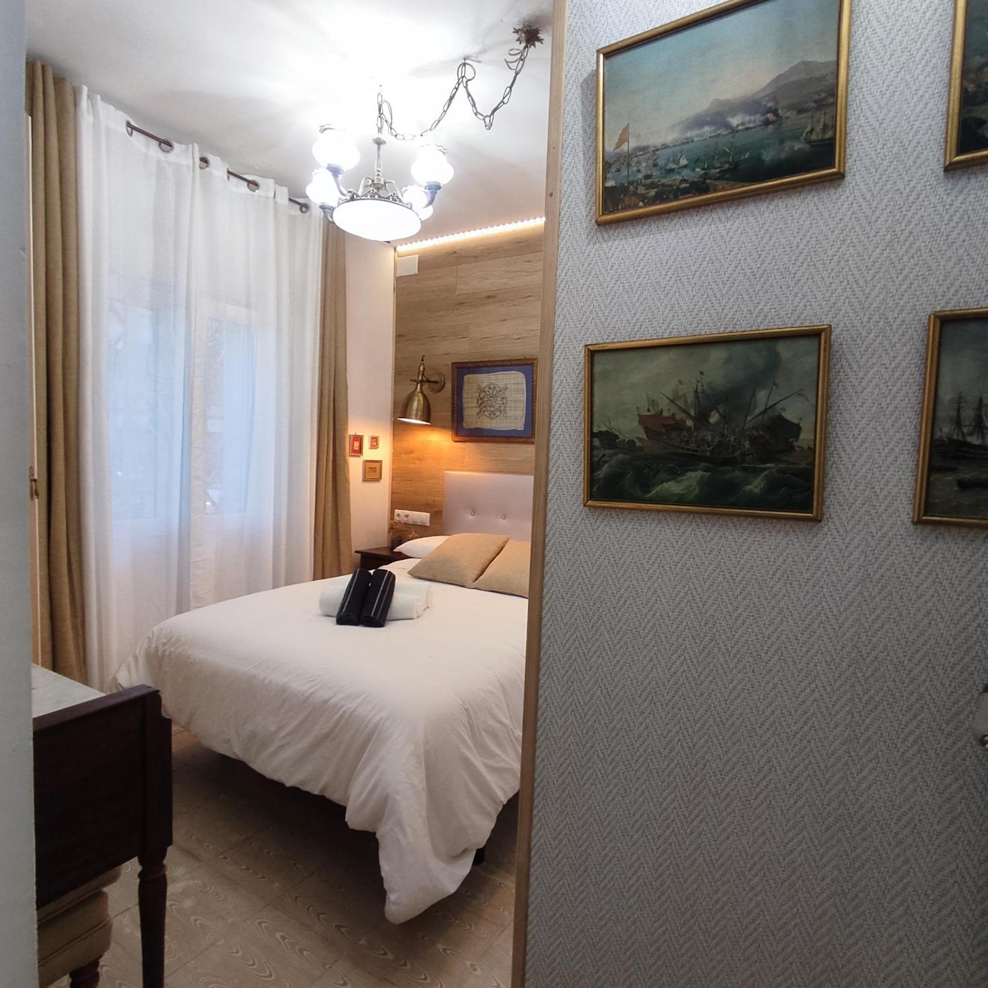 Studio Or Rooms With Private Bathroom Or Rooms With Shared Bathroom Barcelona Kültér fotó